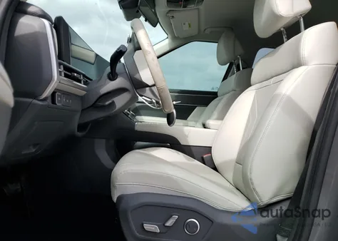 2024 Hyundai Santa Fe Sel z USA, uszkodzony, nr VIN 5NMP24GL9RH010734